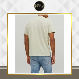 Fournisseur en gros de polos pour hommes de qualité standard, style décontracté, coupe régulière, motif uni, disponibles à la vente - Product Image 3