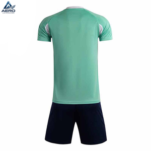 Uniforme de Fútbol para Hombre 2026, Diseño Único, Servicio OEM, Hecho en Pakistán, Impresión Sublimada, Alta Calidad, Buena Venta - Product Image 3