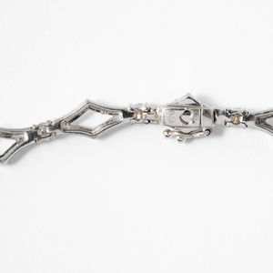 Collier de luxe en or blanc 14 carats avec diamant de laboratoire taillé de 20,00 carats, serti pavé, certifié IGI, bijou audacieux haut de gamme - Product Image 6