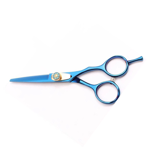 Nuevas Tijeras de Peluquería de Acero Inoxidable para Diestros, 6 Pulgadas, con Logotipo Personalizado, Punta Redonda, Mango Mediano, Venta al Por Mayor - Product Image 5