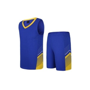 Conjunto de uniforme de baloncesto reversible de poliéster 100% personalizado transpirable con estampado de logotipo y características cálidas de talla grande - Product Image 1