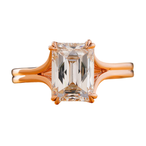 Anillo de Compromiso de Oro Amarillo y Blanco de 14K con Esmeralda Cultivada en Laboratorio de 3.02 CT, Corte Esmeralda, VVS DEF, Engaste de Bisel, Solitario, para Novia - Product Image 1