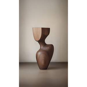 Sculpture en bois sculptée pour l'accentuation de l'intérieur du salon, design artisanal unique pour la décoration de la maison - Product Image 6