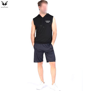 Cómodo paquete de 3 camisetas sin mangas con capucha para hombre, para entrenamiento, con cordón ajustable en diferentes tallas disponibles. - Product Image 2