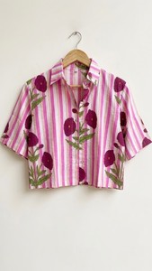 Ensemble coordonné floral rose pour femmes, ensemble d'été en coton 3 pièces, haut imprimé, chemise et pantalon large, tenue de vacances - Product Image 5