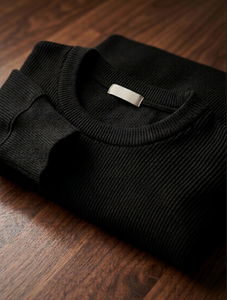 T-shirt côtelé à manches longues pour homme de qualité supérieure |   T-shirt en tricot à rayures verticales coupe ajustée |   T-shirt décontracté à col rond en mélange de coton, coupe ajustée - Product Image 3