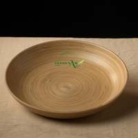 Assiette de service en bambou de style européen, personnalisable et écologique, modèle 2025, en stock, directement de l'usine au Vietnam, pour restaurants et événements.