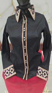 เสื้อเชิ้ตผู้หญิงสไตล์ตะวันตก ปักลาย แขนยาว ประดับด้วยลูกปัดหลากสีสัน และลวดลายเรขาคณิตที่ปกเสื้อและปลายแขนเสื้อ - Product Image 3