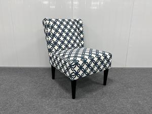 Fauteuil d'appoint Qualihome Harmony, écologique, pieds en bois naturel, tissu en feutre, rembourrage en peluche, design moderne, pour la maison, l'hôtel, les salons - Product Image 3