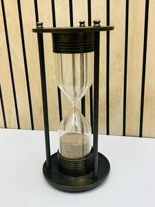 Reloj de Arena de Aluminio con Acabado Negro Antiguo de 8'' con Diseño 3D de Ángel Animal |   Pie Decorativo Vintage para Mesa de Graduación - Product Image 5