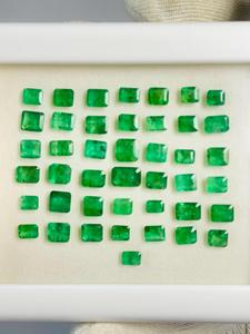 Émeraude naturelle de Zambie, taille émeraude, 21,08 carats, couleur verte premium, lustre excellent, qualité supérieure, certifiée IGI, pour collectionneur de pierres précieuses - Product Image 2