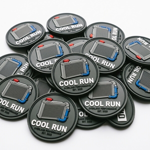 Fournisseur en gros de patchs ronds en PVC et caoutchouc personnalisés, badges auto-agrippants Night Hopper Desert Tracks - Product Image 5