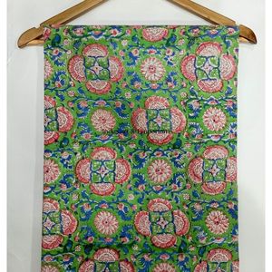 Tela de Algodón Cambray Estampada a Bloques 60x60, Tela de Algodón con Estampado Tradicional Jaipuri - Product Image 3