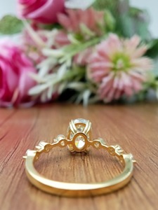 Anillo de Diamante Cultivado en Laboratorio VVS de Corte Brillante de 15 Quilates en Oro Sólido de 14K Personalizable, Certificado por IGI, Color D, para Compromiso o Boda - Product Image 4