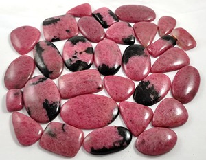 Vente en gros de cabochons en rhodonite rose naturelle, pierres précieuses brutes de 25 mm à 40 mm pour la fabrication de bijoux - Product Image 6