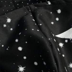 เสื้อฮู้ดดี้ผู้ชาย พิมพ์ลายปัก สไตล์ฮิปฮอป สตรีทแวร์ เสื้อพูลโอเวอร์ ผ้าคอตตอนผสมคุณภาพสูง ผู้ผลิต OEM - Product Image 4