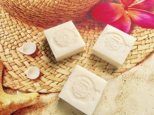 Savon pour les mains au coco naturel de qualité supérieure, savon artisanal pour enfants, savon nettoyant à l'huile, soin quotidien de la peau, imprimé au laser, durée de conservation de 3 ans - Product Image 2