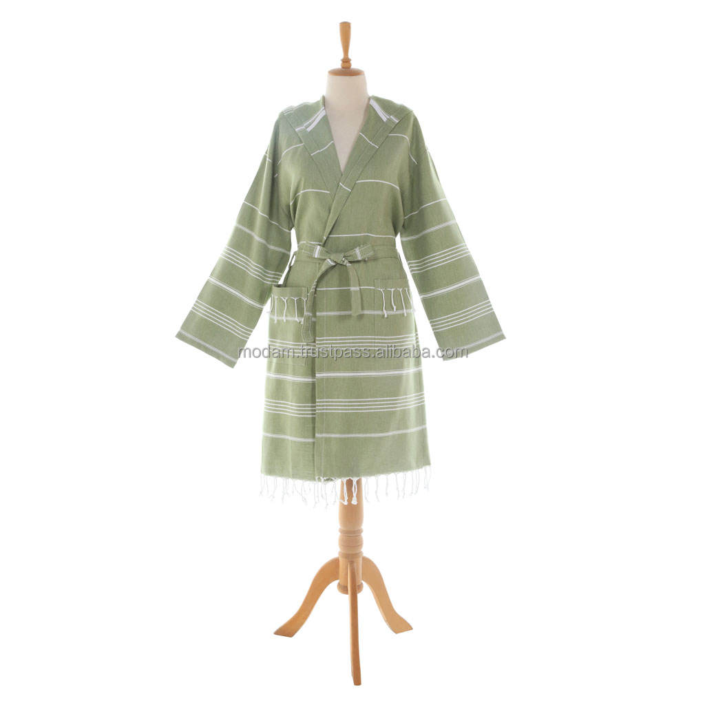 สีเขียวมะกอก