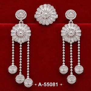 Boucles d'oreilles en forme de cœur en corail plaqué or 24 carats pour femmes, bijoux de mariage de style luxueux, A-55080 - Product Image 2
