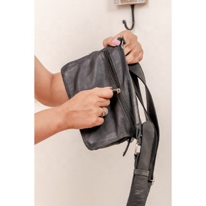 LW Designer Sac de taille en cuir véritable Ceintures de poche en cuir Ceinture de voyage faite à la main Collection élégante unisexe Ceintures de poche pour les hanches - Product Image 5