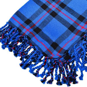 Chal Escocés Moderno con Diseño Tartán de la Marca Elliot para Traje Kilt, Accesorio Versátil de las Tierras Altas - Product Image 3