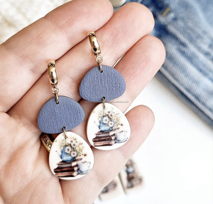 Pendiente de resina epoxi de lujo y diseño de la mejor calidad Pendiente moderno de madera y resina para mujeres y niñas Joyería - Product Image 1