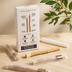 Paquete de Cuatro Palitos de Miswak Frescos Premium, Naturales y Herbales para la Limpieza Dental, con Soporte de Plástico para una Sonrisa Saludable - Product Image 5