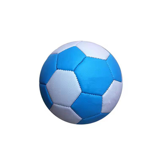 Ballon de football durable haute performance, couleur personnalisée, taille personnalisée, matériau TPU, fabriqué au Pakistan. - Product Image 1