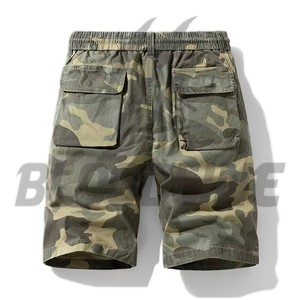 Shorts cargo camouflage pour homme, taille élastique, taille mi-haute, en toile respirante, décontractés, avec poches - Product Image 1