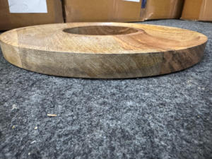 Venta al por mayor de platos de Madera hechos a mano para charcutería decorativa y aperitivos para servir pulidos por artesanos carpinteros - Product Image 6