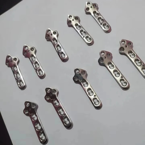 Lot de 10 plaques de blocage TPLO 2,4 mm pour implants orthopédiques vétérinaires, pour la chirurgie des fractures animales, système approuvé CE - Product Image 1