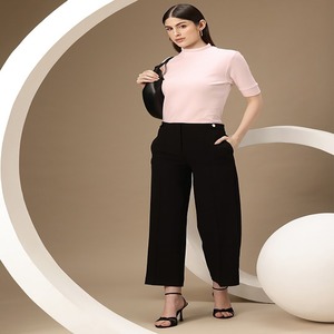 Camisetas de algodón unisex de alta calidad diseñadas a medida para mujeres decoración de diamantes ecológica al por mayor para estilo formal de verano - Product Image 6