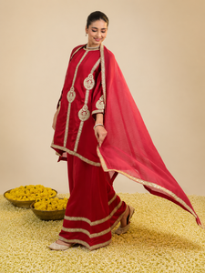 Ensemble de kurta en soie rouge Zainaa - Product Image 3