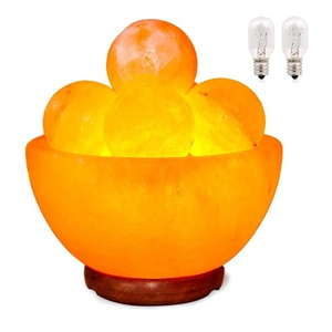 Apportez du caractère à votre table de chevet avec une lampe en sel de l'Himalaya, offrant une lueur douce pour des soirées paisibles et magnifiques. - Product Image 3