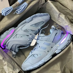 Chaussures de luxe de haute qualité pour hommes, baskets Track 3.0 avec éclairage LED, chaussures de marque célèbre, chaussures décontractées pour femmes - Product Image 3