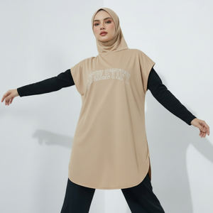 Vêtements de sport modestes pour femmes musulmanes, robe longue intégrée avec hijab, tunique athlétique islamique, respirante, écologique, UPF50+, légère - Product Image 1