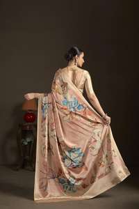 Sari Tradicional de Crepé de Seda con Estampado Floral Digital, Listo para Usar, Blusa Cosida, Ropa Étnica India para Fiestas, Hermoso Estampado - Product Image 5