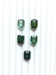 Turmalina verde natural de 28.03 quilates, corte octogonal, piedra para la elaboración de joyería fina. - Product Image 2