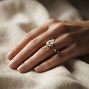 Bague solitaire en diamant taille poire certifié IGI 2 carats, sertissage demi-cerclé, or massif 14 carats, bague de fiançailles minimaliste personnalisée - Product Image 6