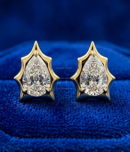 Pendientes de Diamantes Cultivados en Laboratorio con Corte Corazón, Modernos, de Oro Amarillo de 14K, Joyería para Mujer - Product Image 6