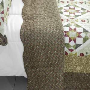 Set Copripiumino Trapuntato in Cotone con Stampa Fiori in Fiore, 3 Pezzi, Misura Full/Queen - Product Image 3