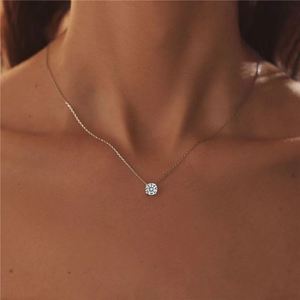 จี้เพชรธรรมชาติทรงบริลเลียนต์ AMBER JEWELS พร้อมสร้อยคอ ชุบทอง 18K บนสแตนเลสสตีล รับรองโดย IGI ดีไซน์คลาสสิก - Product Image 2
