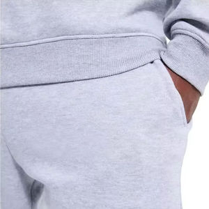 Conjunto deportivo de tres piezas para hombre OEM, ropa deportiva de secado rápido para correr y entrenar, fabricante de ropa de fitness al por mayor, alta calidad - Product Image 4