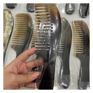 Peigne en corne de buffle fait main pour les boutiques de souvenirs, fournisseur et fabricant en gros mondial - Product Image 1