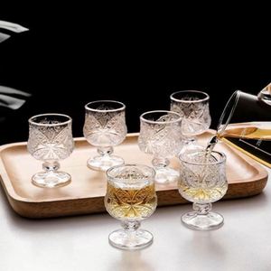 Verre à Shochu gravé vintage en gros, mini-gobelet à vin rétro européen embossé - Product Image 5