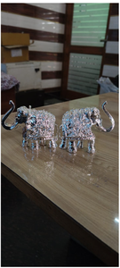 Élégante Figurine d'Éléphant Traditionnelle Vastu en Métal 3D, Tronc Ascendant, Plaqué Or 24 carats, Finition Antique Moderne Faite à la Main, Mariage Diwali - Product Image 3