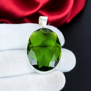 <b>Peridot</b> Pendant 925 Sterling Silver Handmade Green Gemstone <b>Jewelry</b> Pendant for Women Gift - Product Image 2