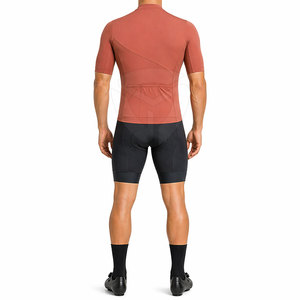 Uniforme de Ciclismo con Tela Transpirable, Costuras Resistentes, Perfecto para Atletas, Entrenamientos, Carreras y Ciclismo Diario - Product Image 4