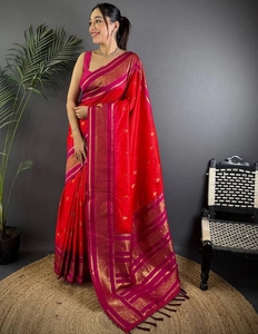 KV <b>Red</b> Women Kanjivaram Pure Soft Silk Saree With Unstitched <b>Blouse</b> - Product Image 5
