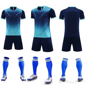 Tenue de football personnalisée à séchage rapide pour clubs et ligues avec kits personnalisés - Product Image 1